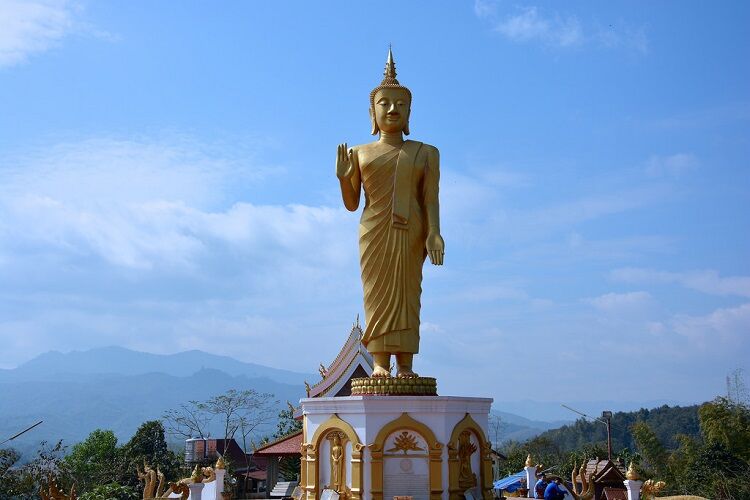 Learn Muang Xay’s culture with expert guidance